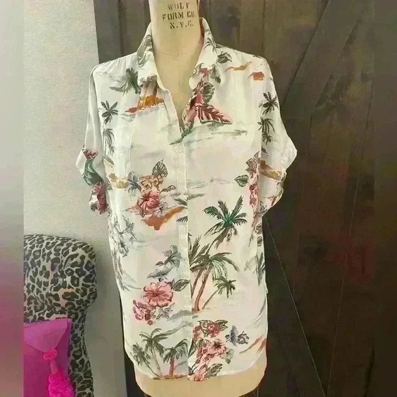 Time and Tru Tops - Time & True tropical print,  button-down blouse. Size L 12-14